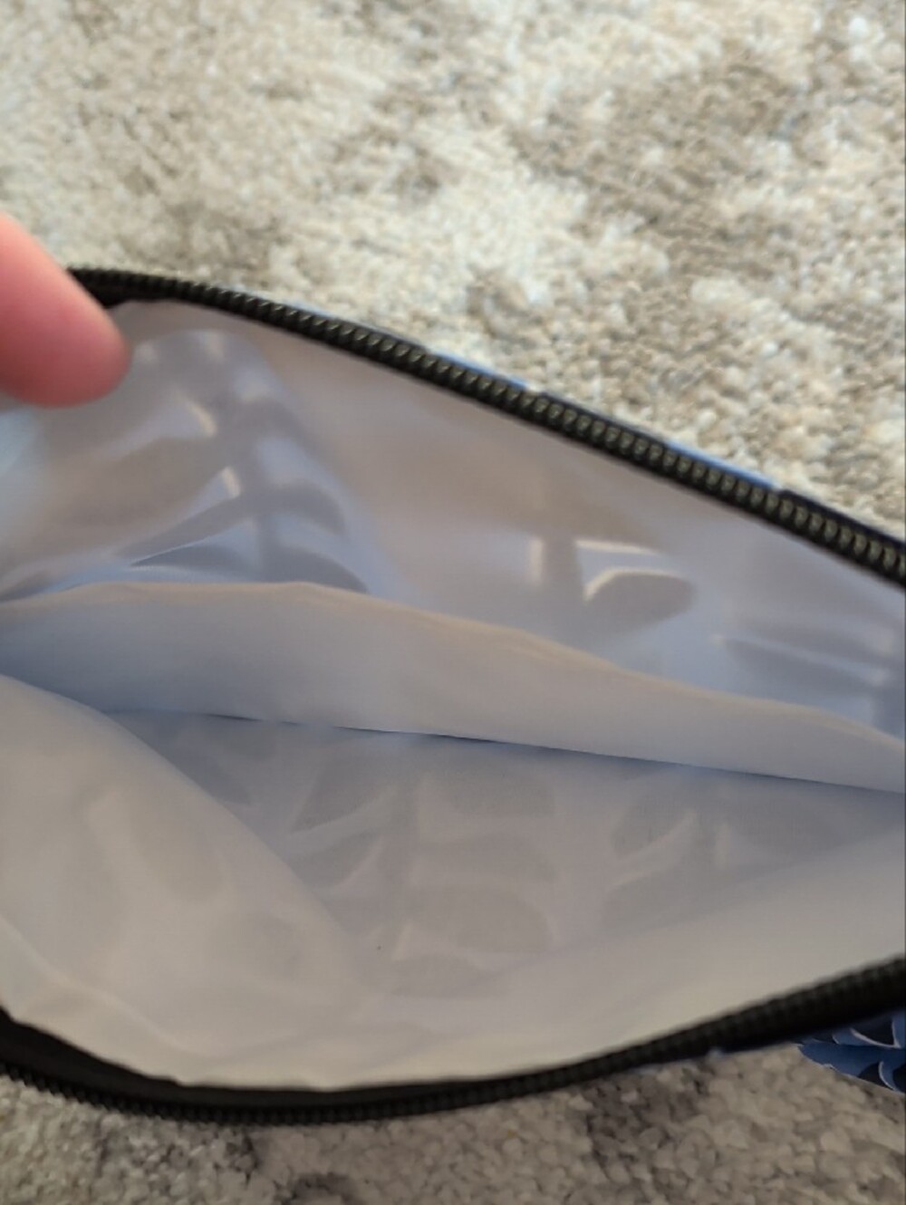 Scout Packing Heat Toiletry Bag - Picture 3 of 4